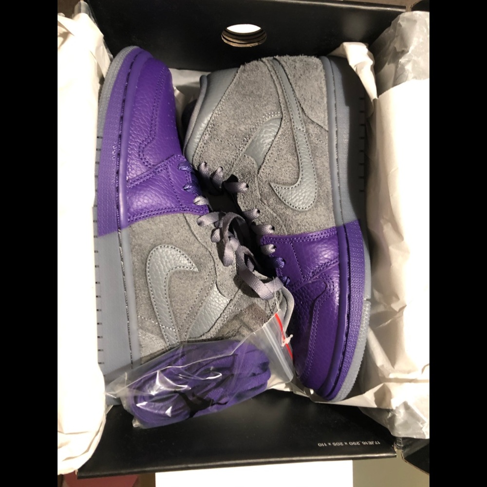 Nike Jordan 1 Mid Sheila Rashid